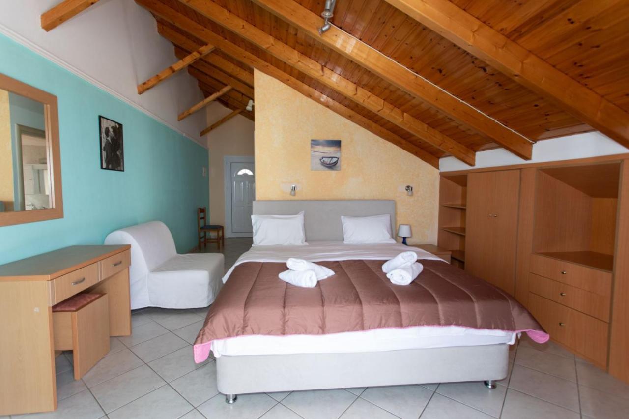 Villa Rozou Paralia Vrachou Extérieur photo
